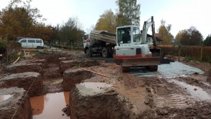 Baustelle von ERLIs Wackelstein im Erlebnispark Steinau (November 2016)